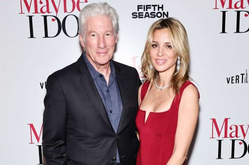 During a family trip to Mexico, Richard Gere is recuperating from pneumonia.